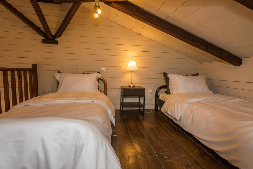 Epoches Luxury Suites Karpenísion Extérieur photo